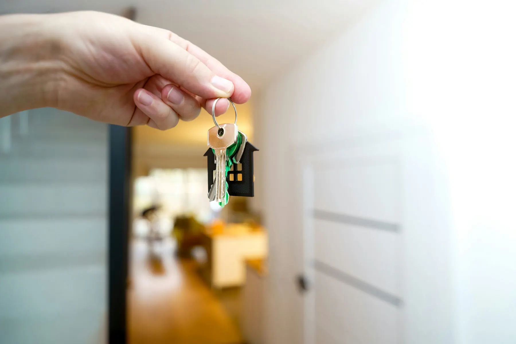 Remise des clés d'un logement à un nouveau locataire